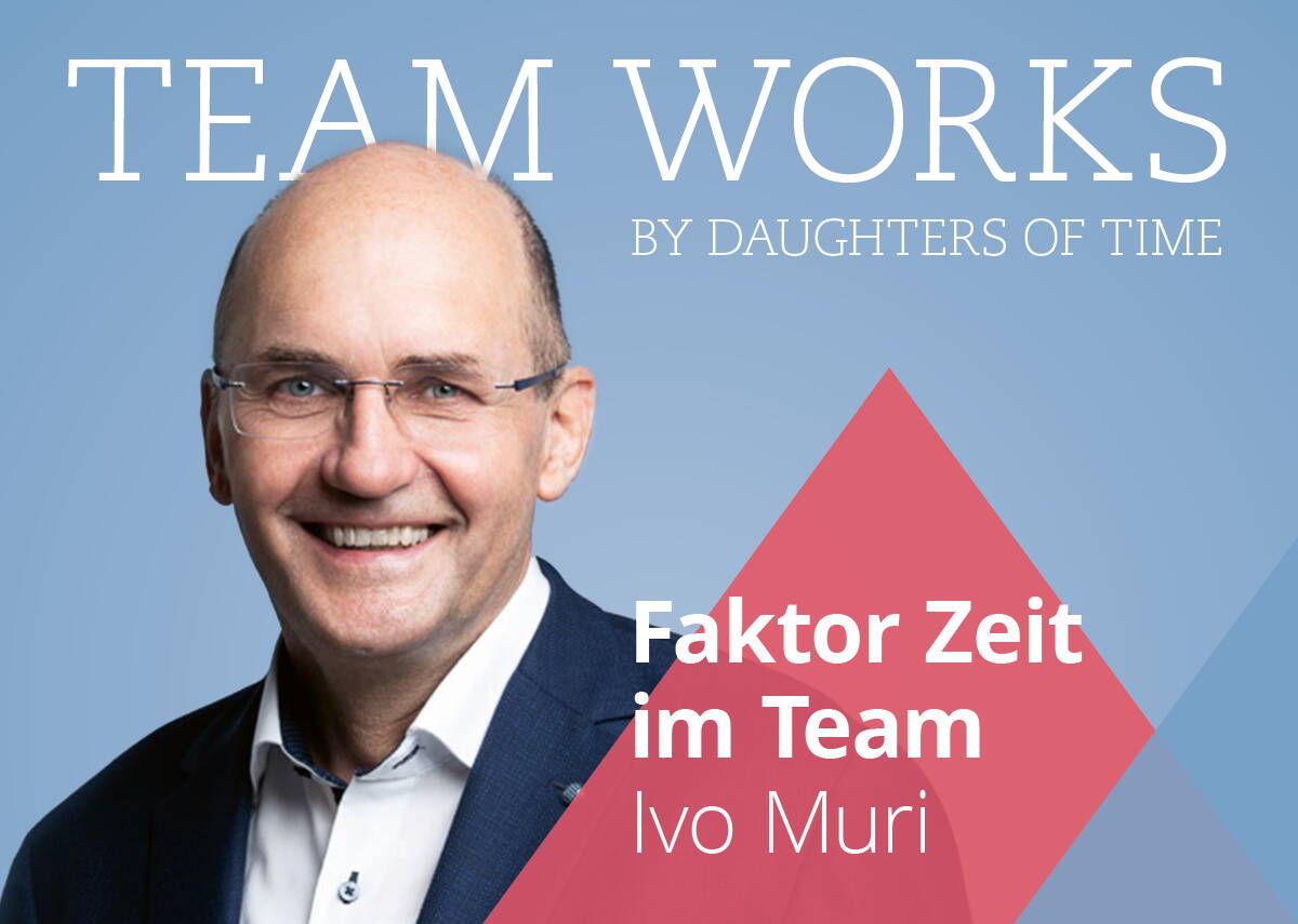daughters-of-time_Podcast_Zeitforschung Ivo Muri, Zeitforscher, freundliches Gesicht, lachend, Brille tragend.